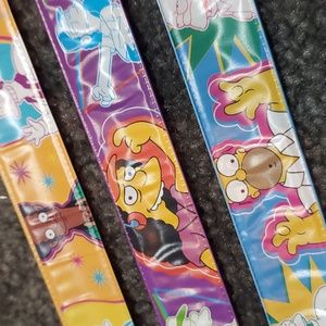 3 Slap bracelets